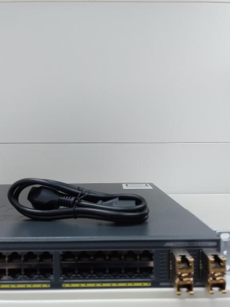 Cisco WS-C2960X-24PS-L GigE PoE, inkl. 4 x 1G SFP GLC-T